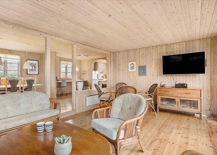 Lovely On The At Torreso 펜션 *